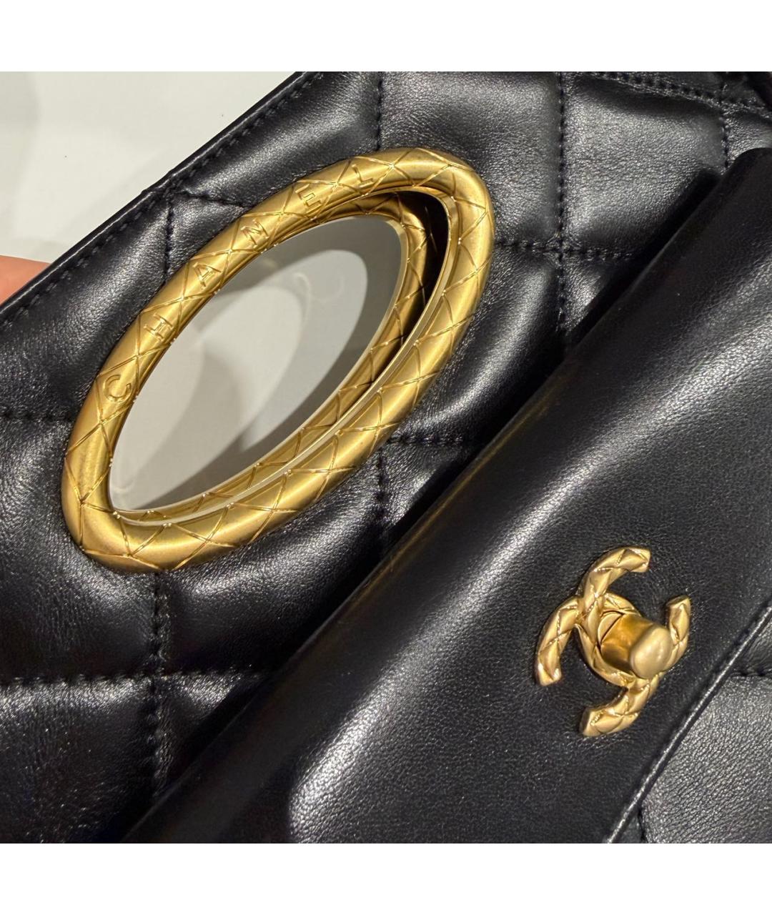 CHANEL Черная кожаная сумка с короткими ручками, фото 5