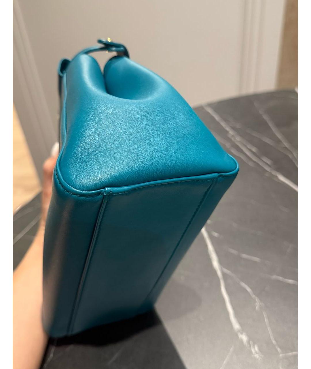 FENDI Бирюзовая кожаная сумка с короткими ручками, фото 5