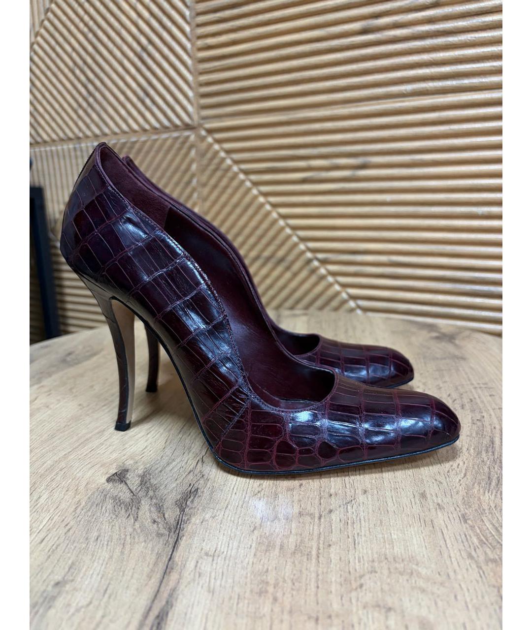 MANOLO BLAHNIK Бордовые кожаные туфли, фото 2