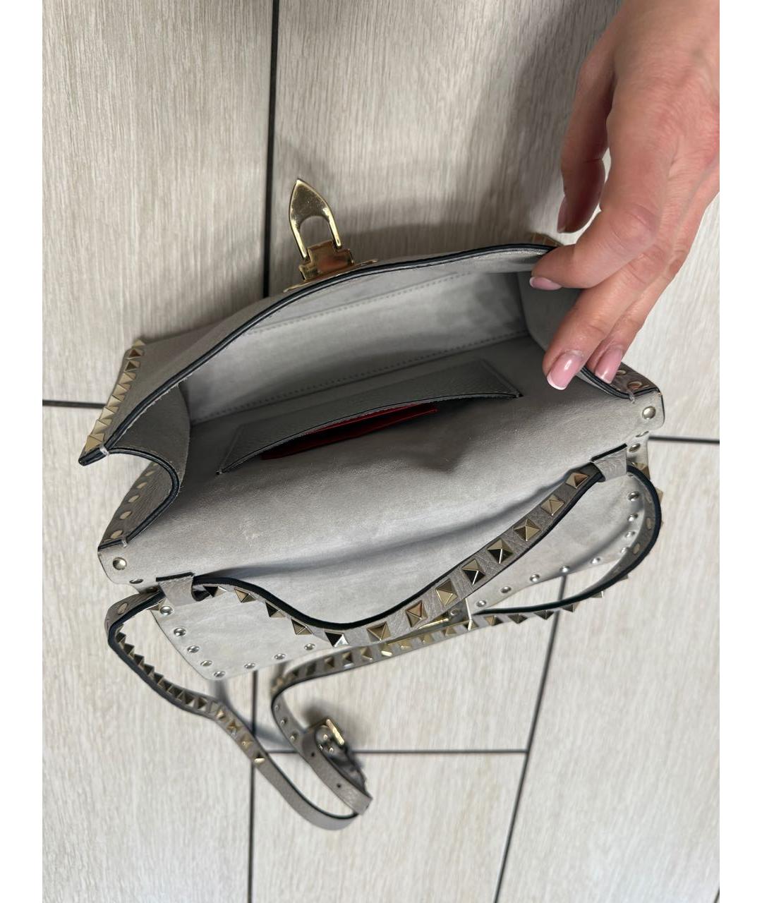 VALENTINO Серая кожаная сумка через плечо, фото 4