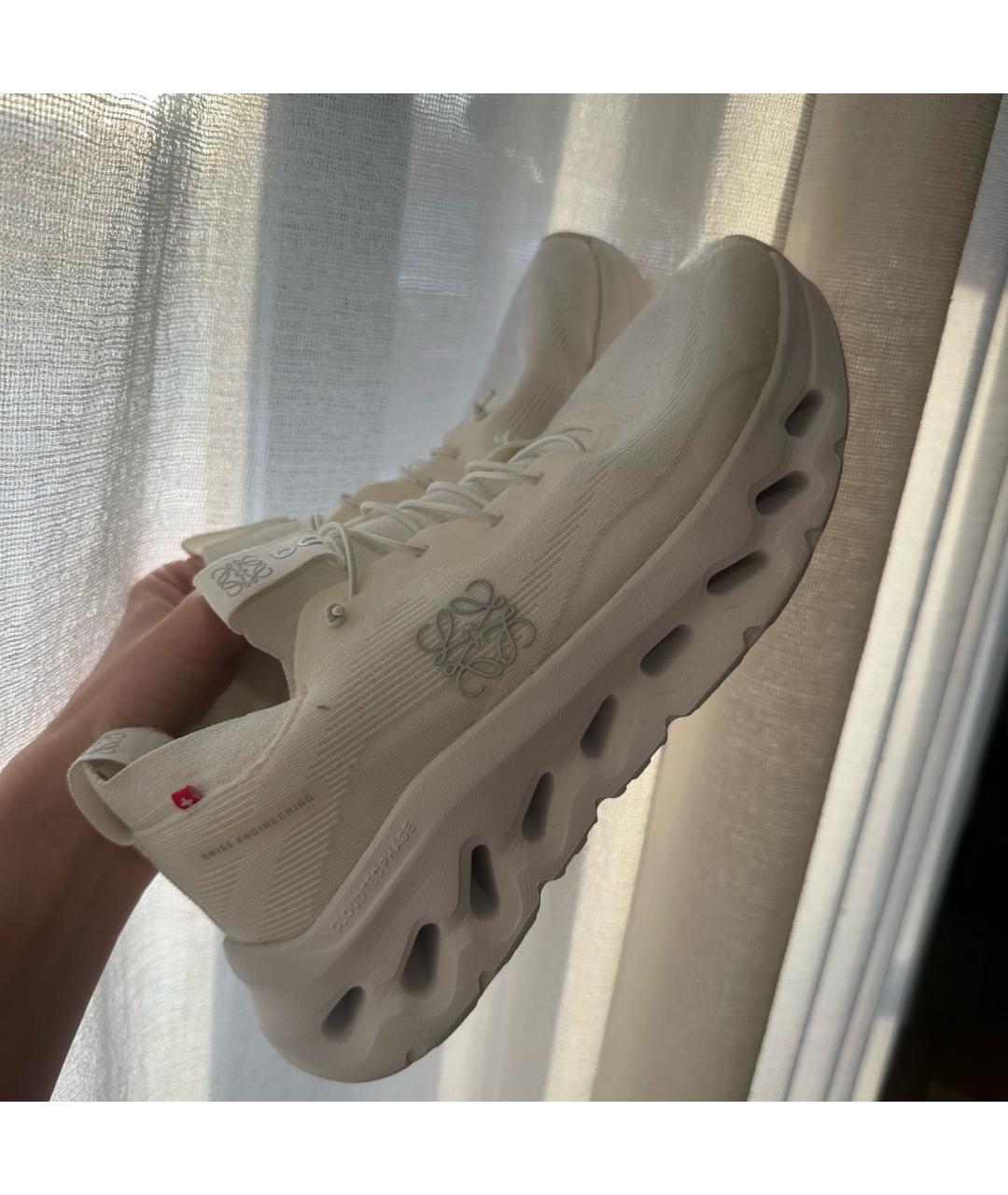 LOEWE Белые текстильные кроссовки, фото 3