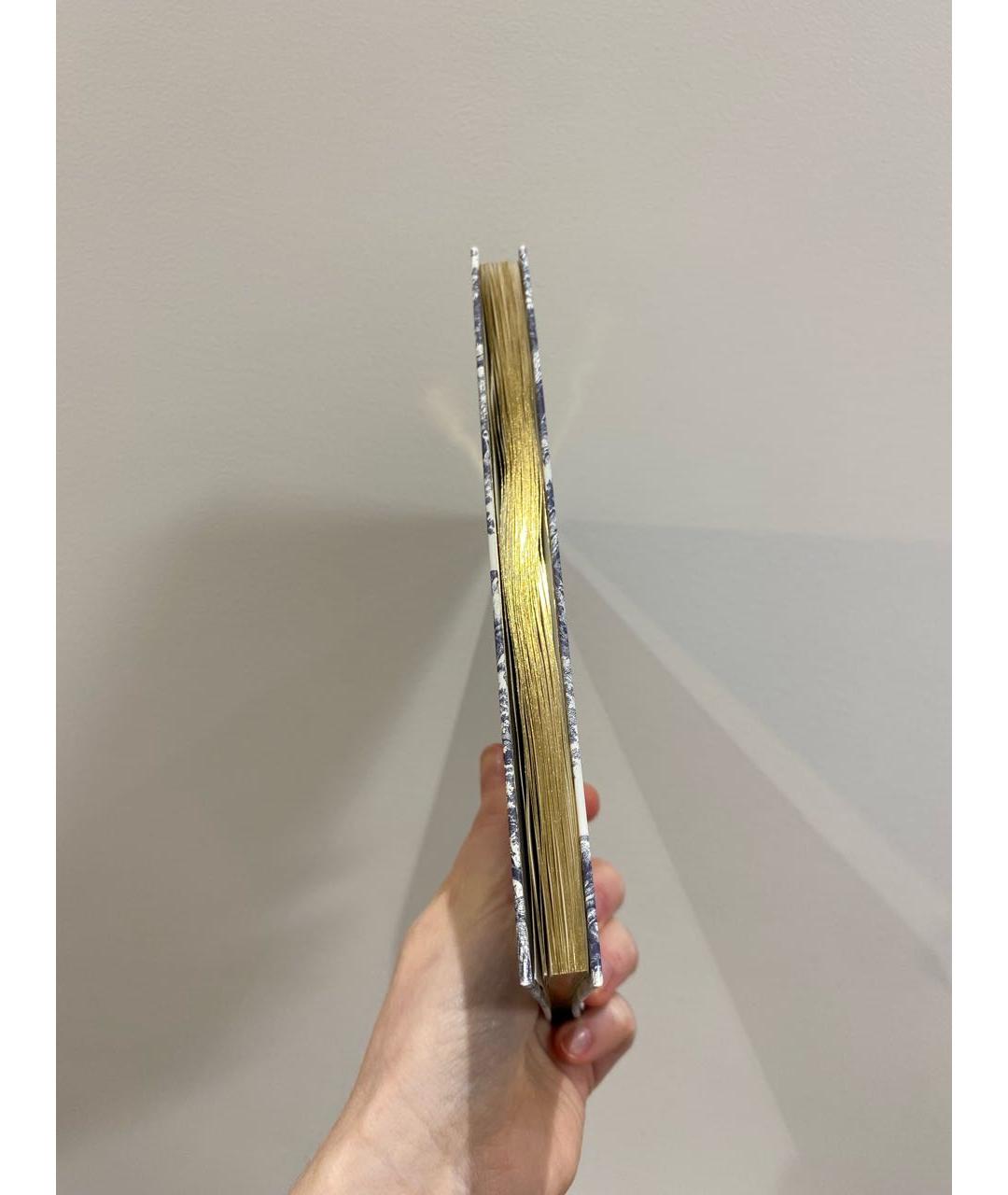 CHRISTIAN DIOR Книга, фото 3