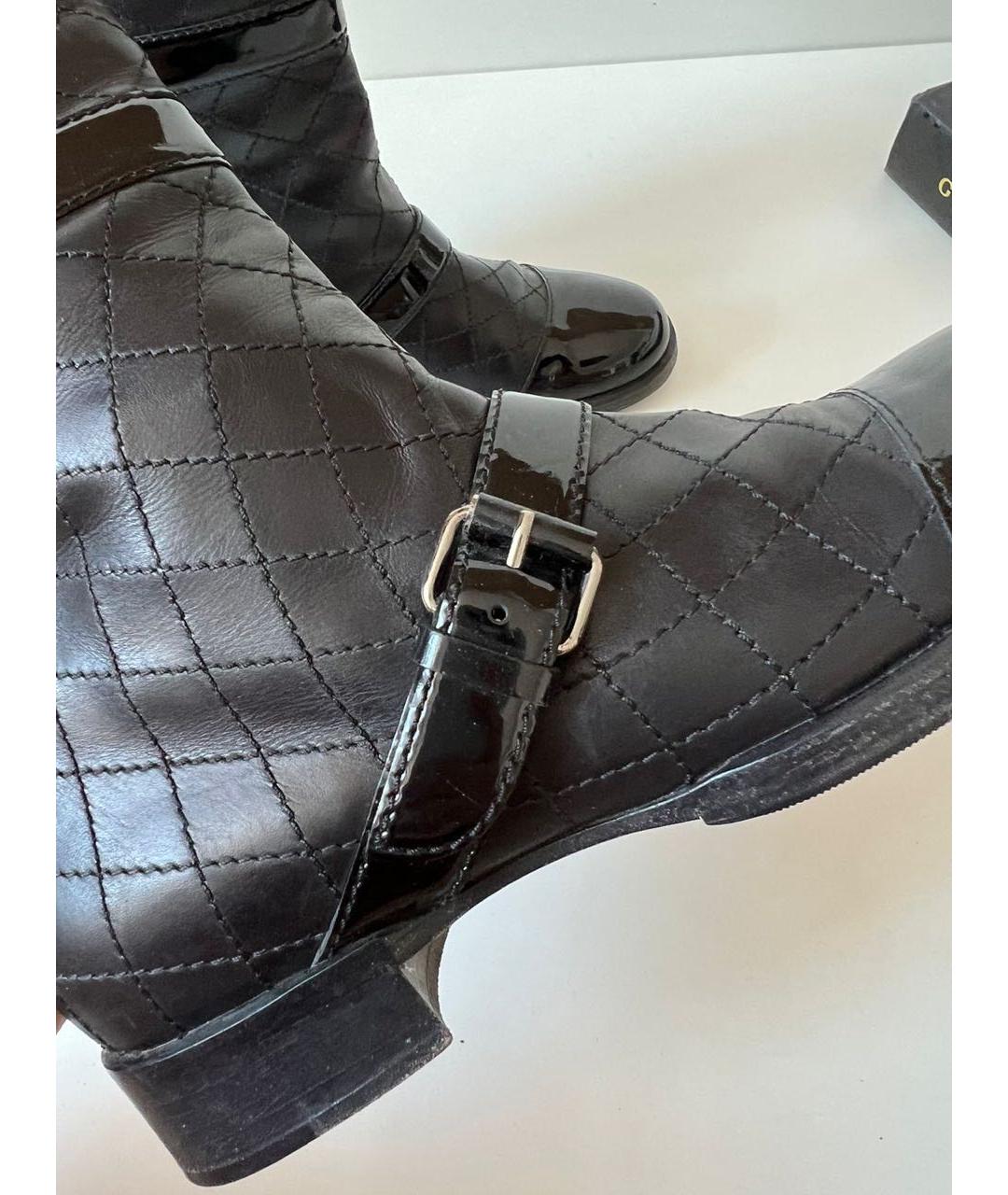 CHANEL Черные кожаные сапоги, фото 3