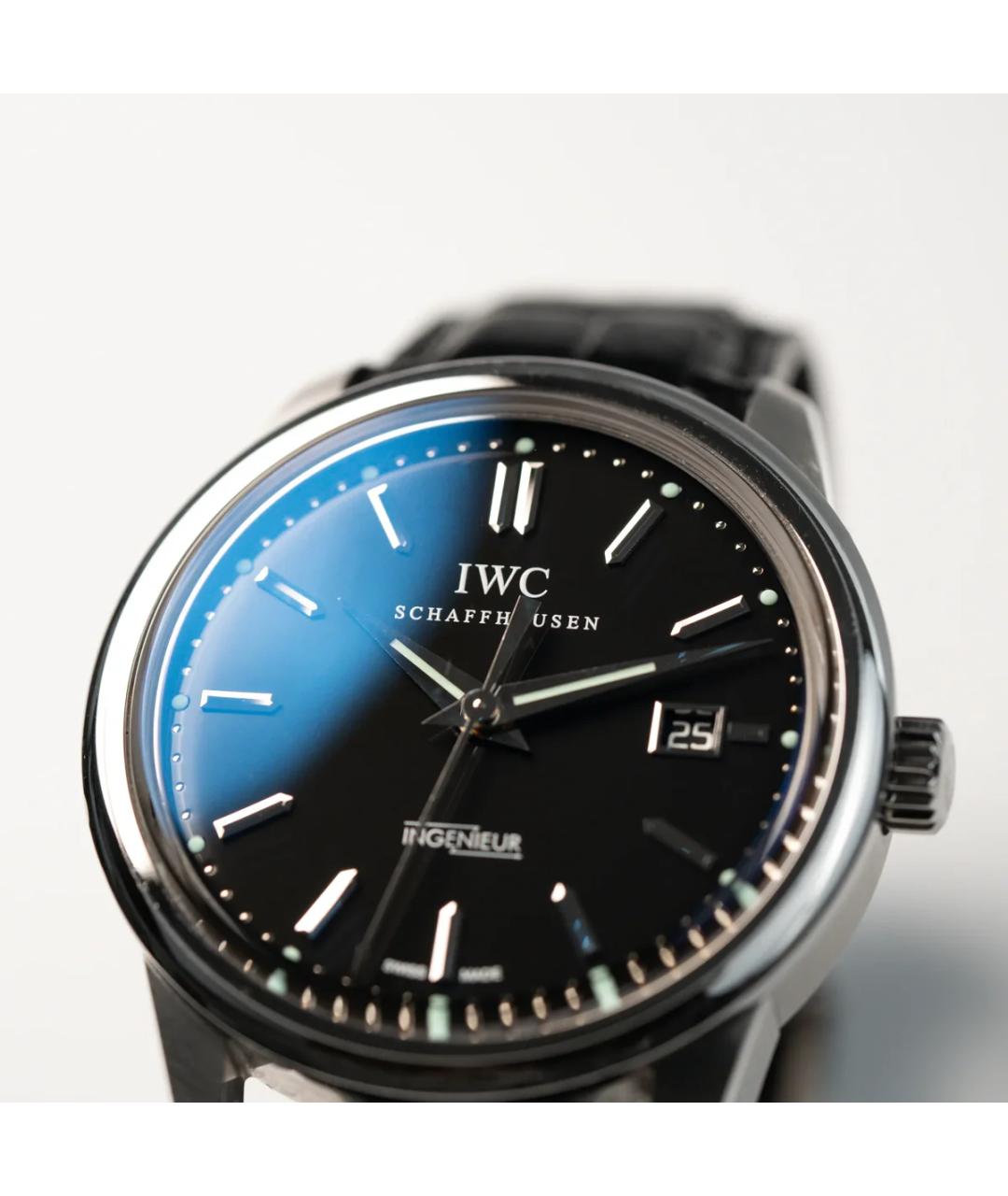 IWC Черные металлические часы, фото 2