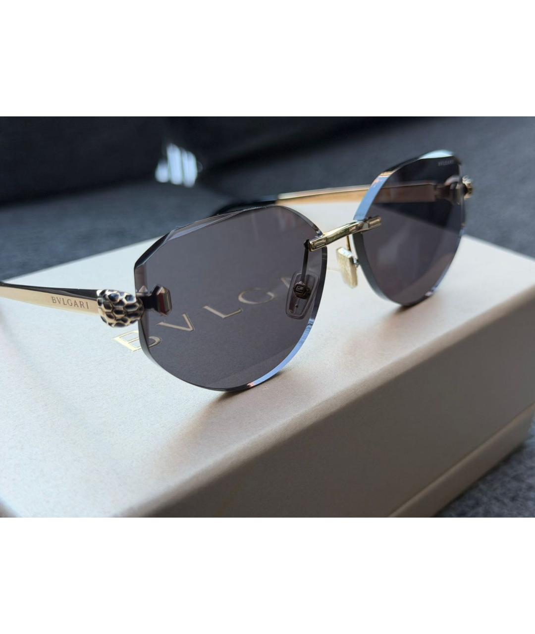 BVLGARI Серые металлические солнцезащитные очки, фото 3