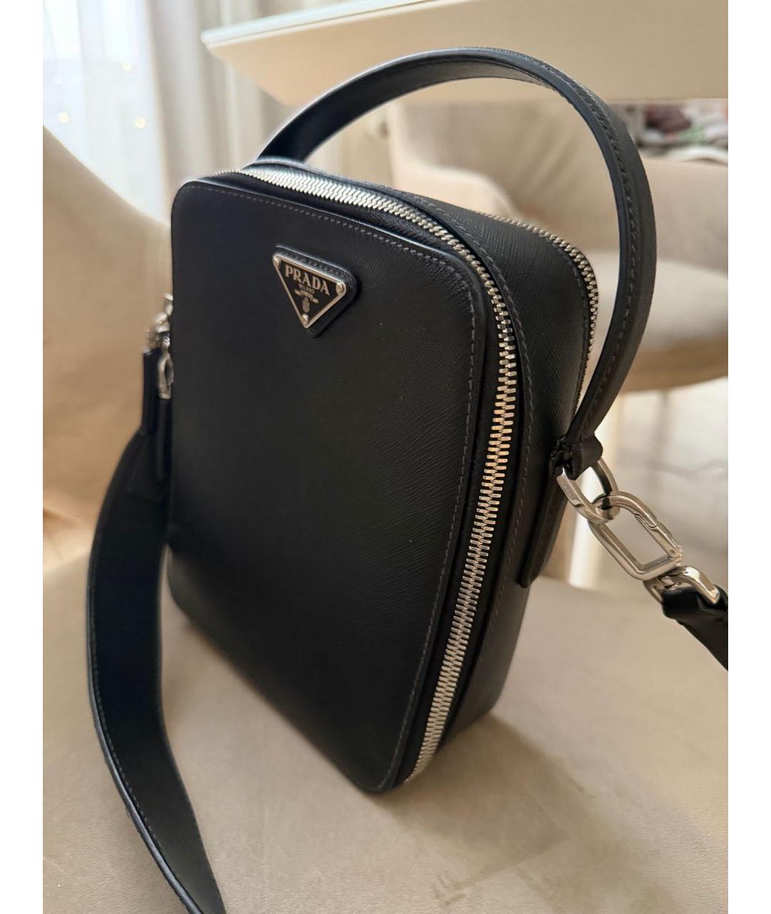 PRADA Черная кожаная барсетка, фото 2