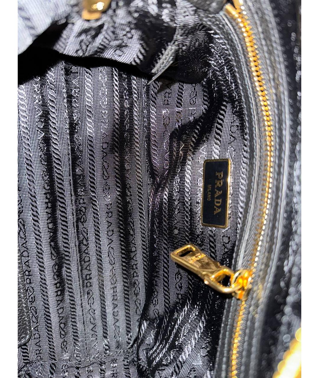 PRADA Черная кожаная сумка с короткими ручками, фото 4