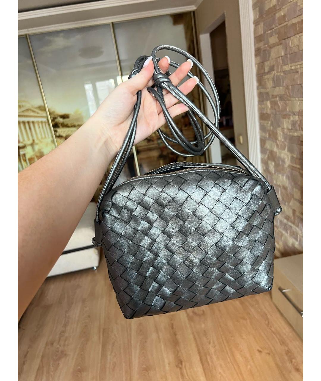 BOTTEGA VENETA Серебряная кожаная сумка через плечо, фото 7