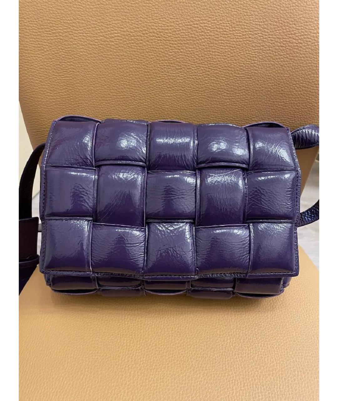 BOTTEGA VENETA Фиолетовая сумка через плечо из лакированной кожи, фото 10