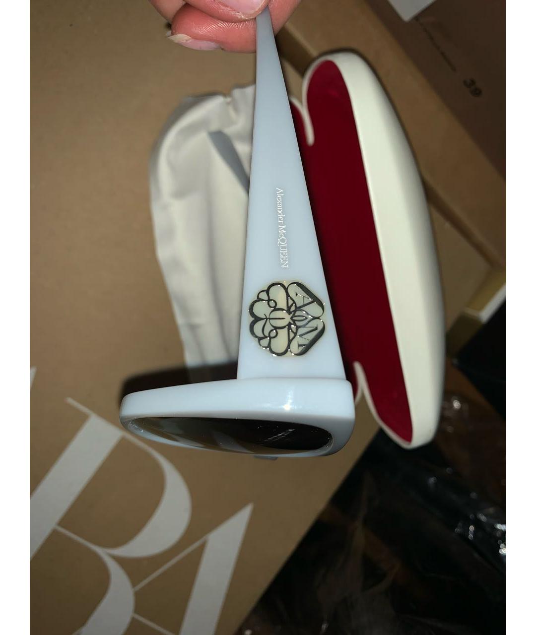 ALEXANDER MCQUEEN Голубые пластиковые солнцезащитные очки, фото 3