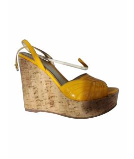 FENDI Босоножки