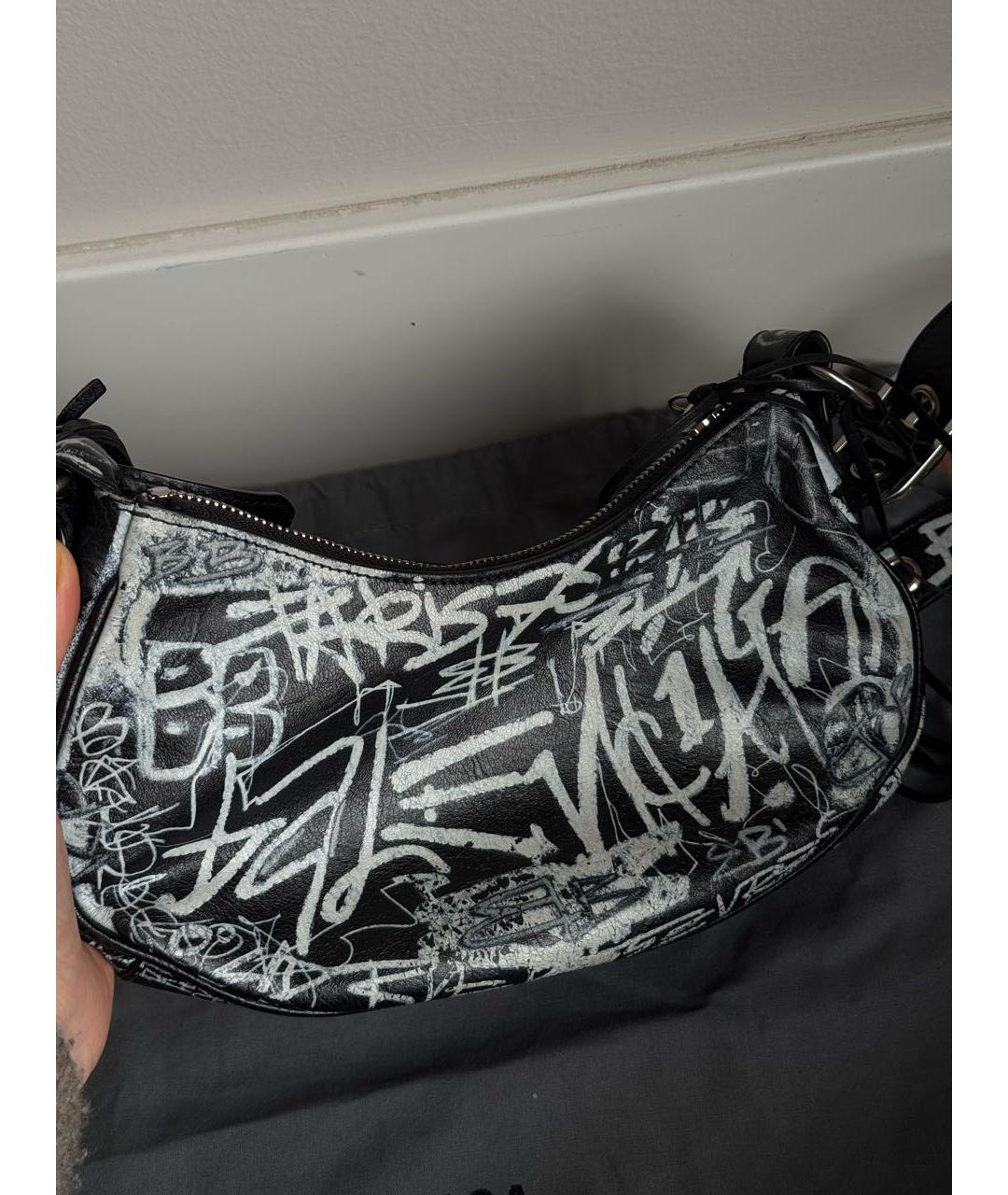 BALENCIAGA Черная кожаная сумка через плечо, фото 3