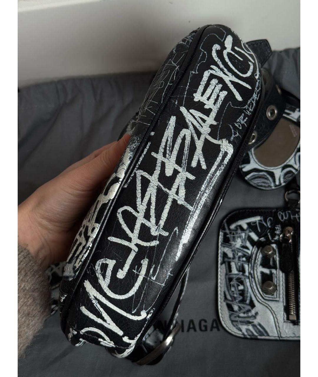 BALENCIAGA Черная кожаная сумка через плечо, фото 5