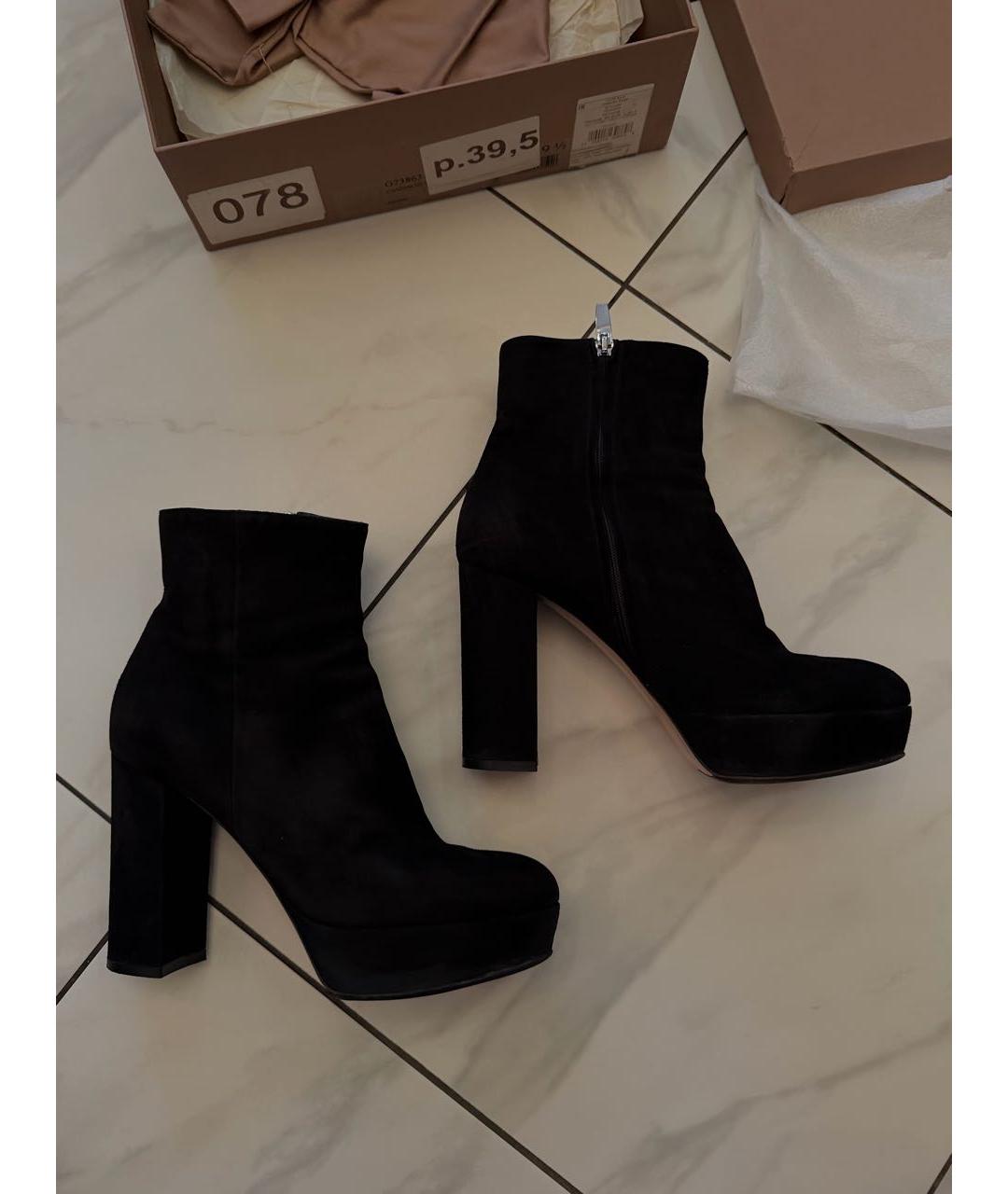 GIANVITO ROSSI Черные замшевые ботильоны, фото 2