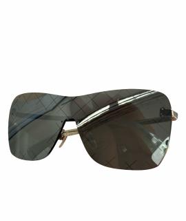 CHANEL Солнцезащитные очки