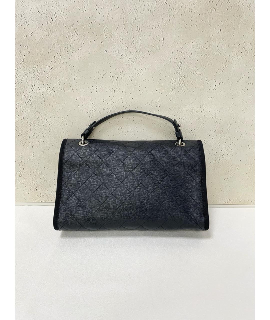 CHANEL Черная кожаная сумка с короткими ручками, фото 2