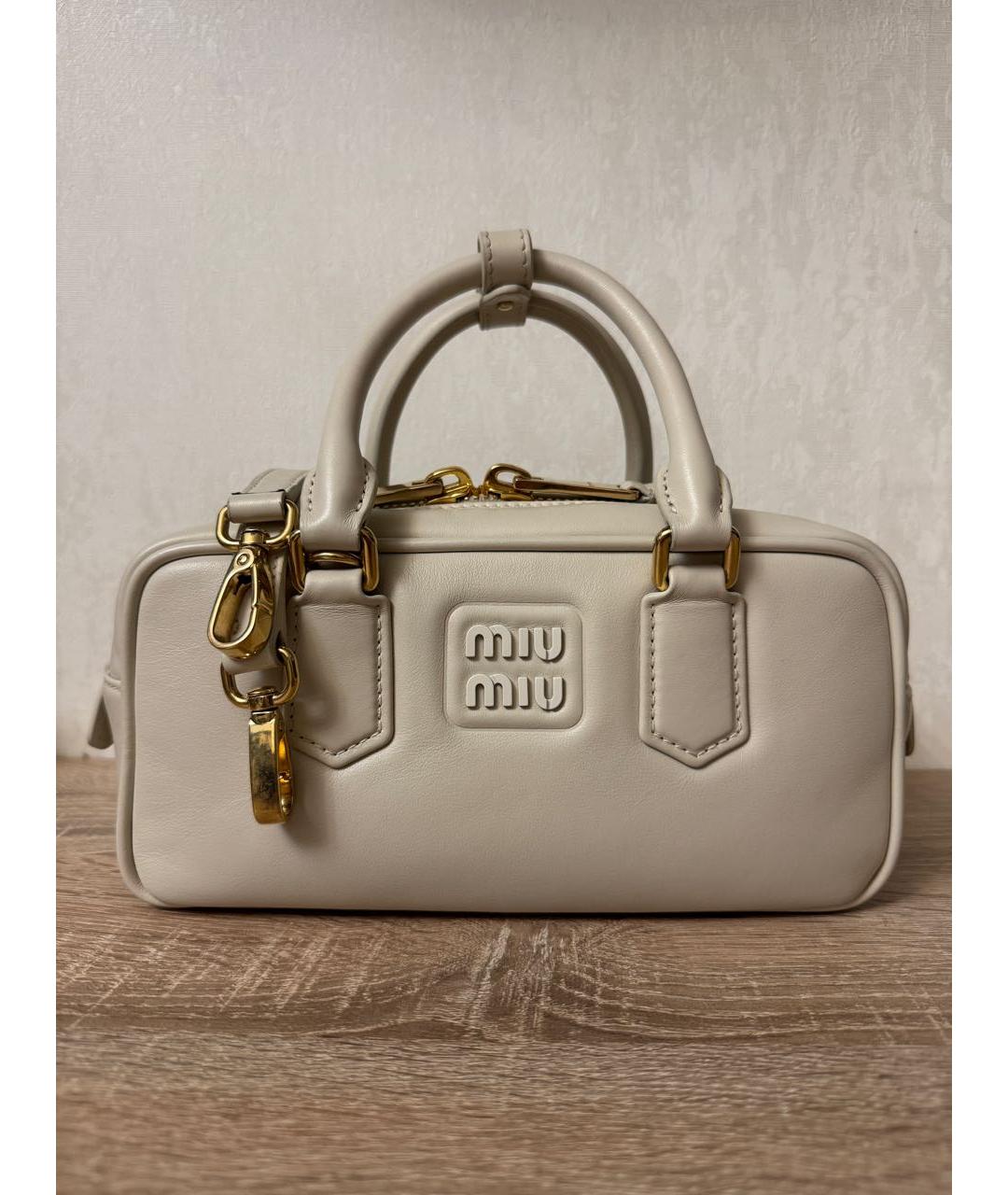 MIU MIU Белая кожаная сумка с короткими ручками, фото 8