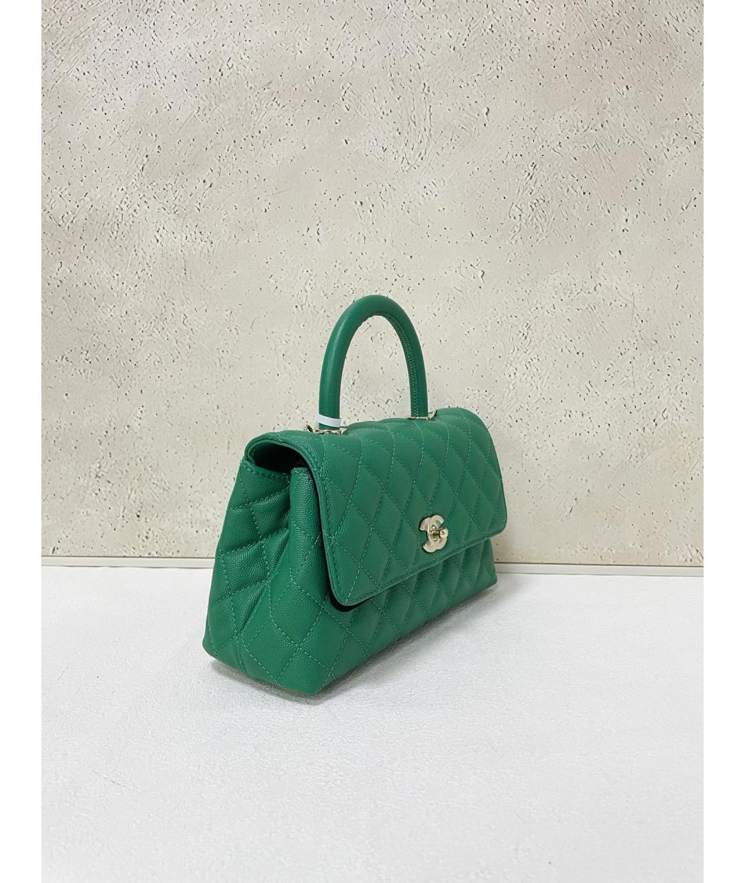 CHANEL Зеленая кожаная сумка с короткими ручками, фото 3