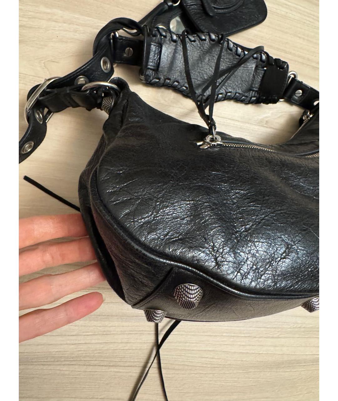 BALENCIAGA Черная кожаная сумка через плечо, фото 6