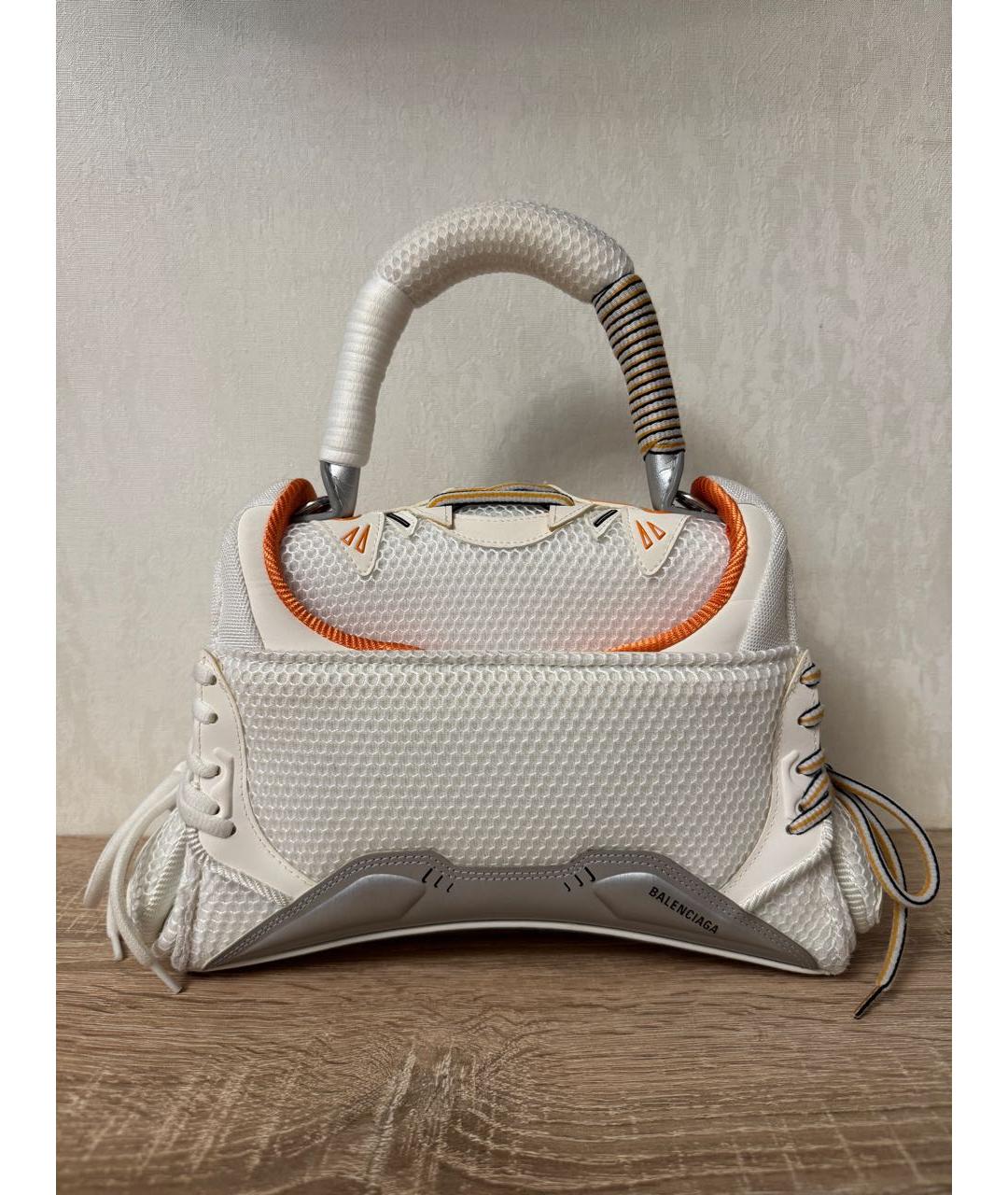 BALENCIAGA Белая кожаная сумка с короткими ручками, фото 2