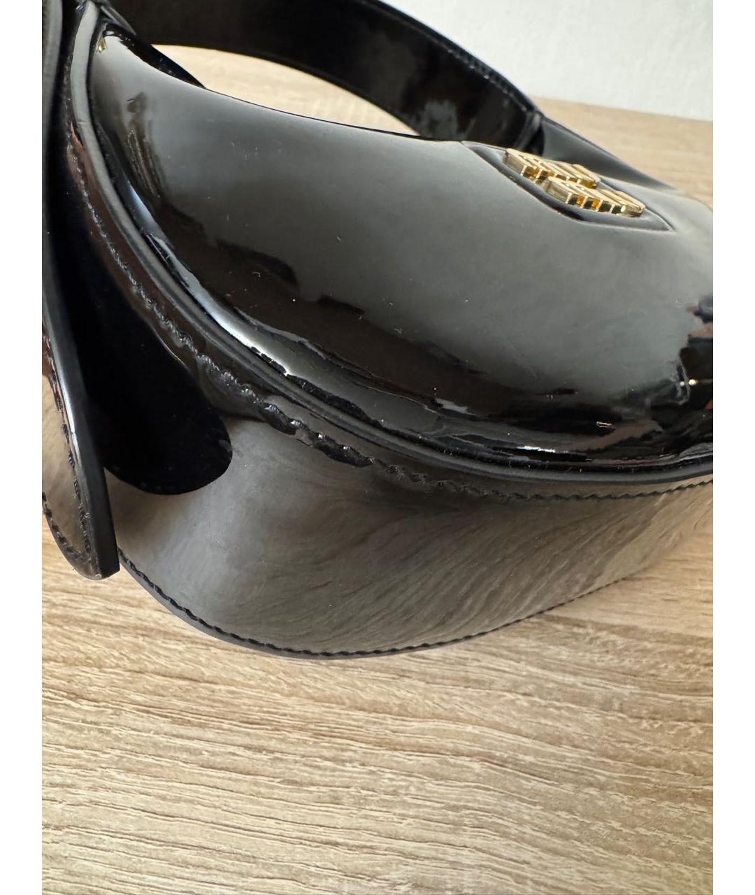 MIU MIU Черная сумка с короткими ручками из лакированной кожи, фото 3