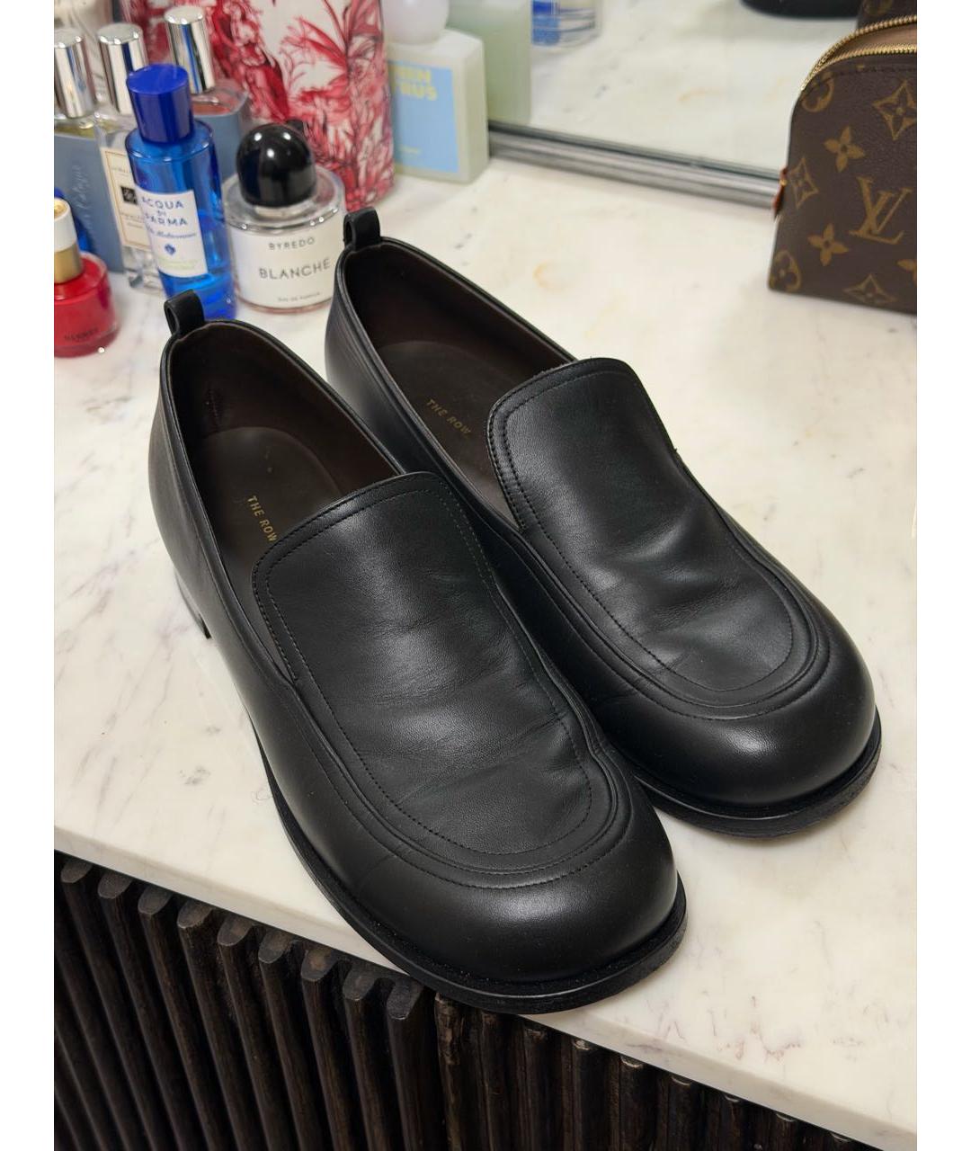 THE ROW Черные кожаные лоферы, фото 2