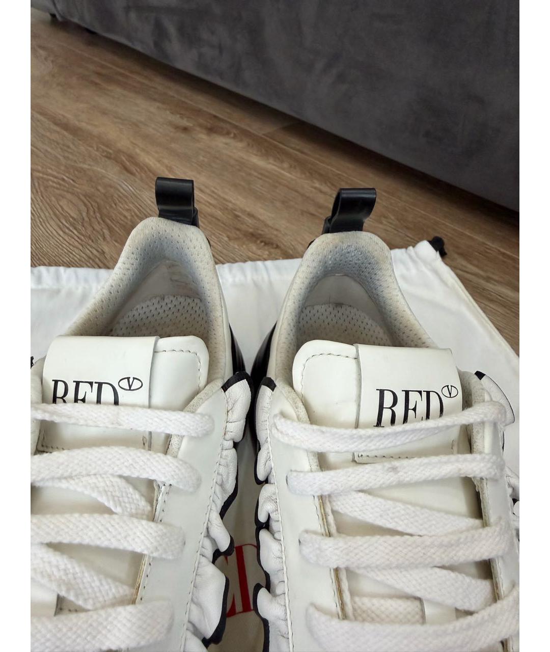 RED VALENTINO Белые кожаные кроссовки, фото 3