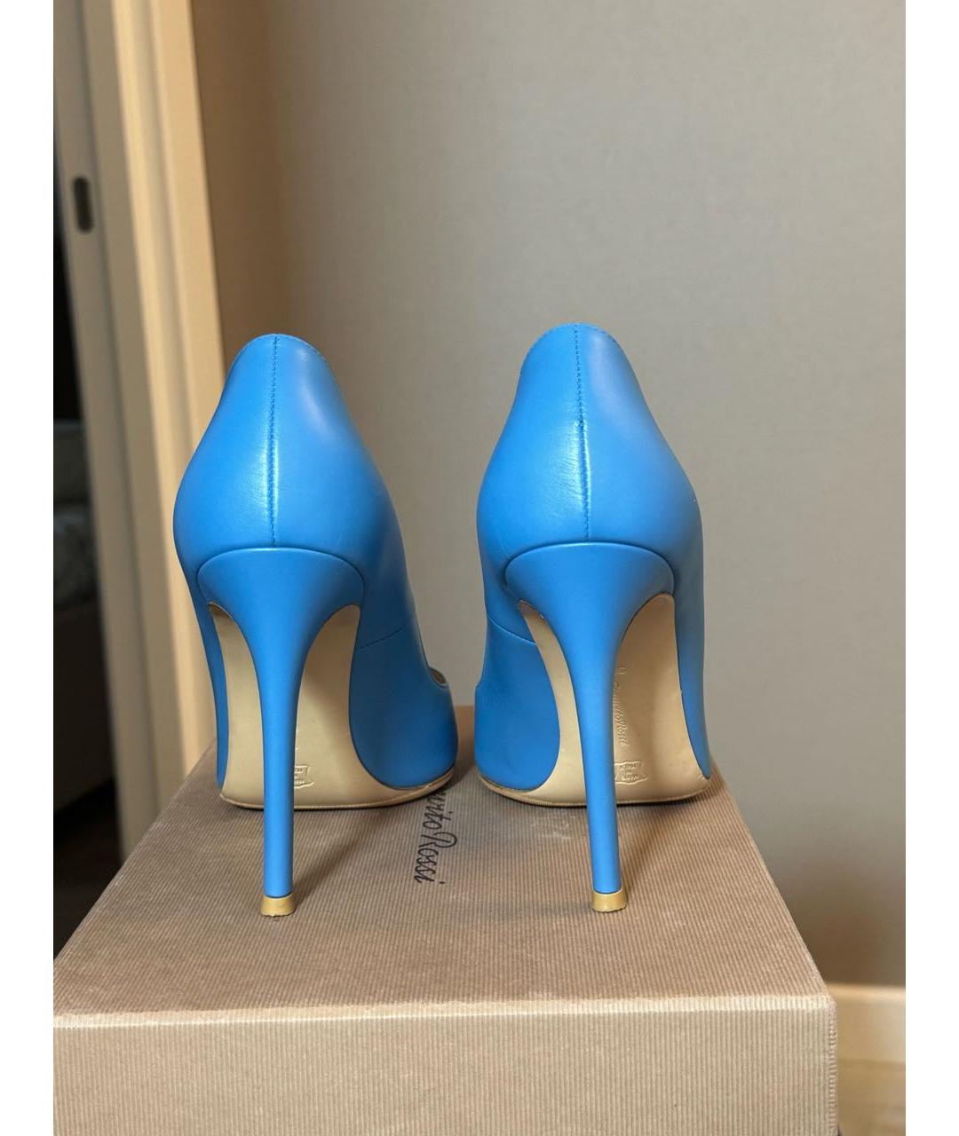 GIANVITO ROSSI Голубые кожаные туфли, фото 4