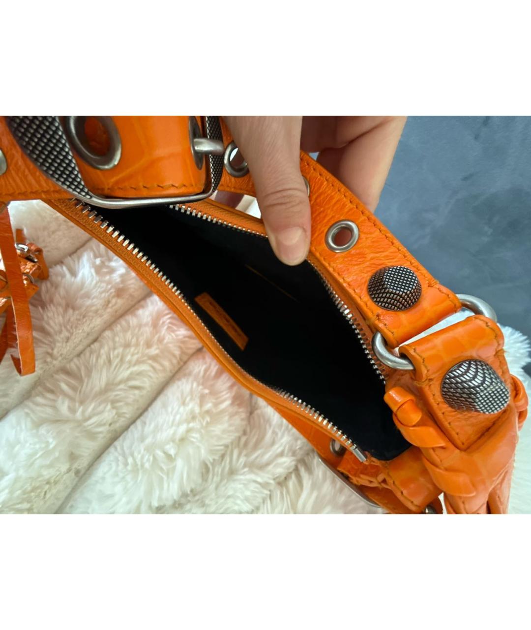 BALENCIAGA Оранжевая кожаная сумка через плечо, фото 4