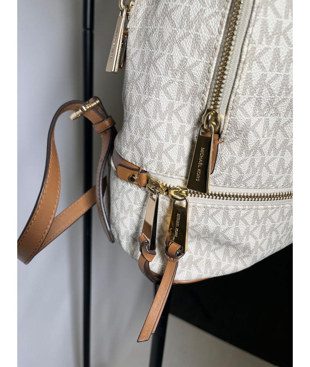 MICHAEL KORS Бежевый рюкзак из искусственной кожи, фото 7