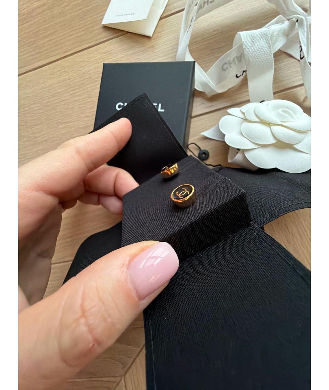 CHANEL Черные металлические серьги, фото 3