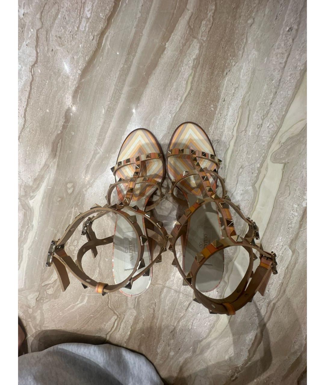 VALENTINO Кожаные босоножки, фото 3