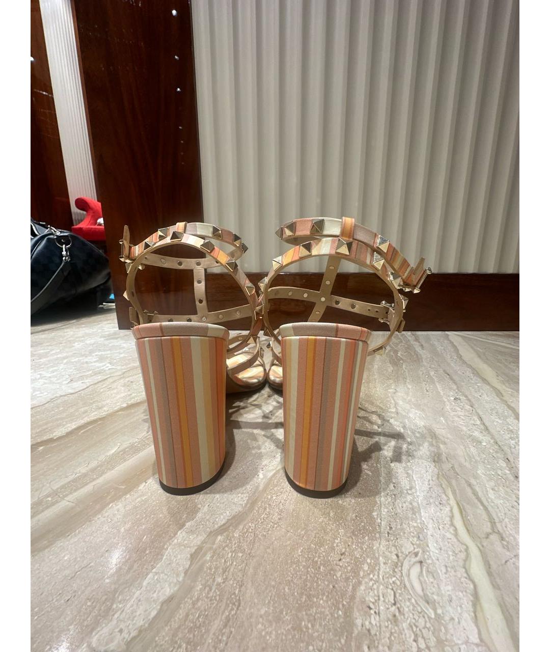 VALENTINO Кожаные босоножки, фото 4