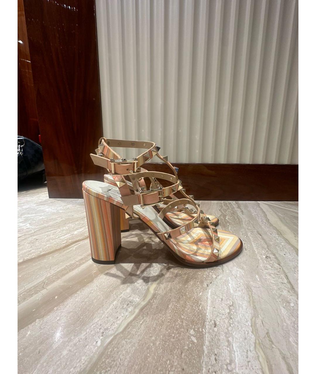 VALENTINO Кожаные босоножки, фото 5