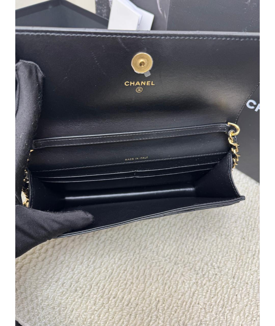 CHANEL Черная кожаная сумка с короткими ручками, фото 7