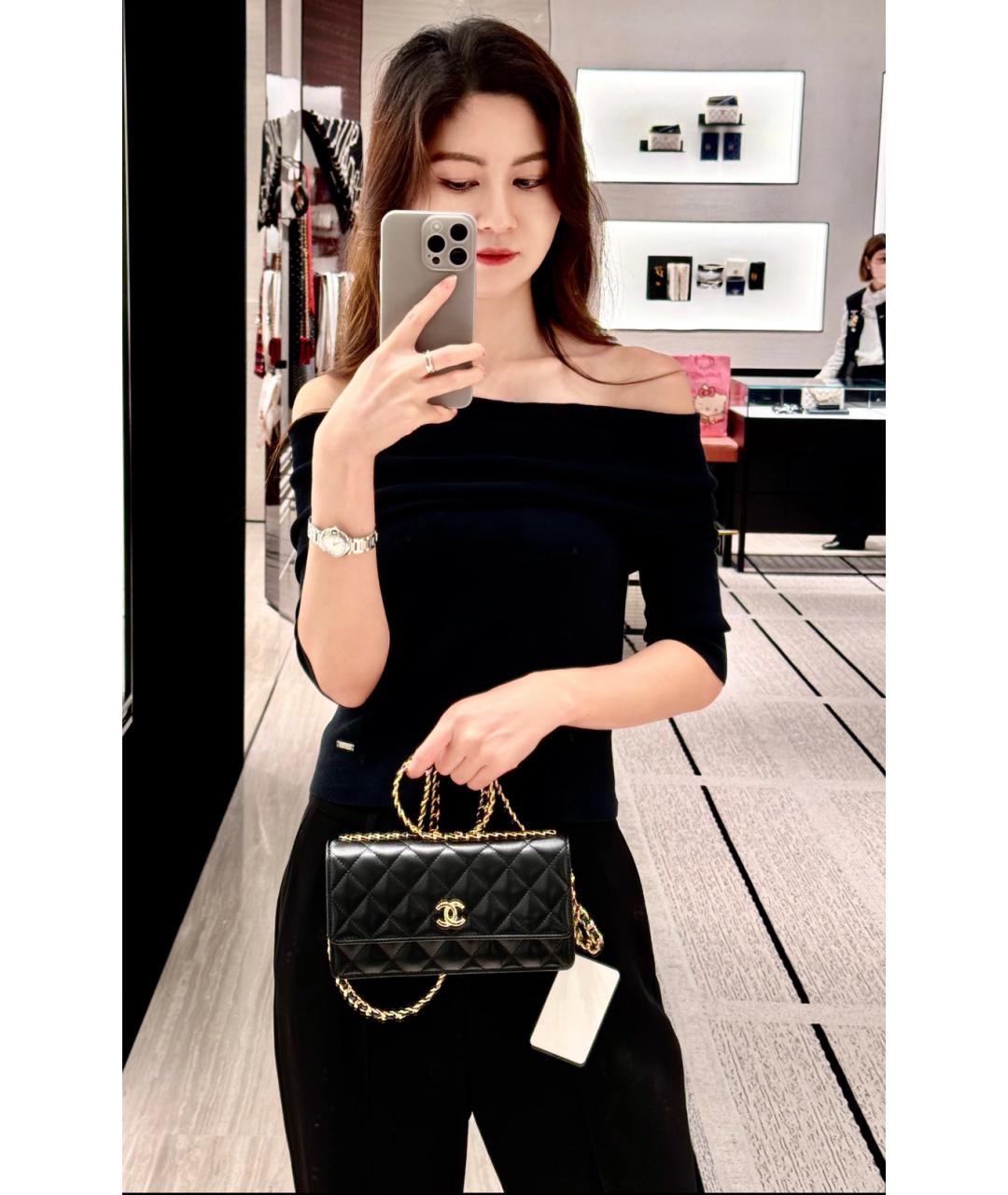 CHANEL Черная кожаная сумка с короткими ручками, фото 9