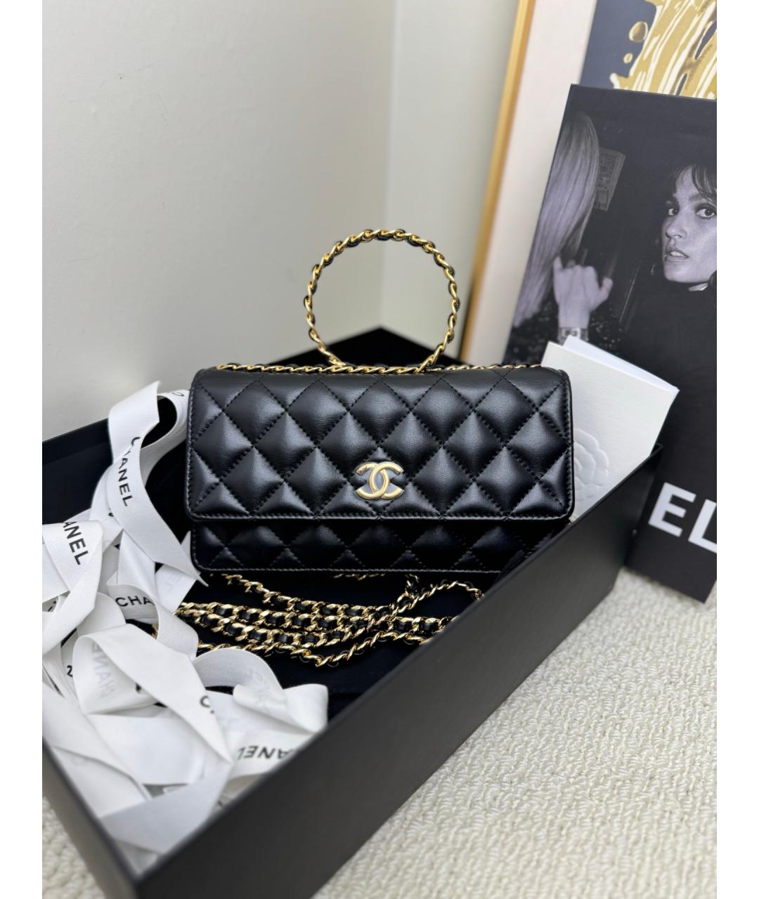 CHANEL Черная кожаная сумка с короткими ручками, фото 2