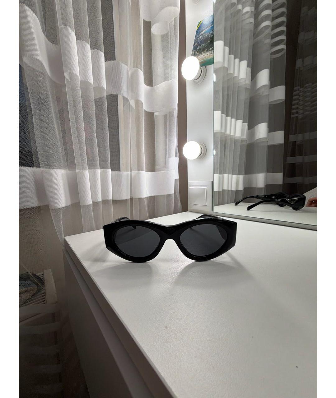 PRADA Черные пластиковые солнцезащитные очки, фото 9
