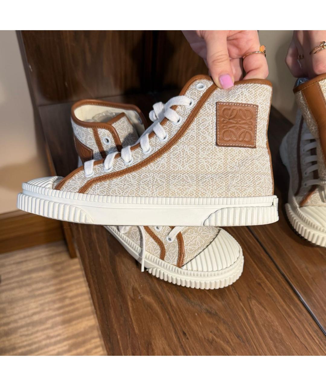 LOEWE Бежевые текстильные кеды, фото 4