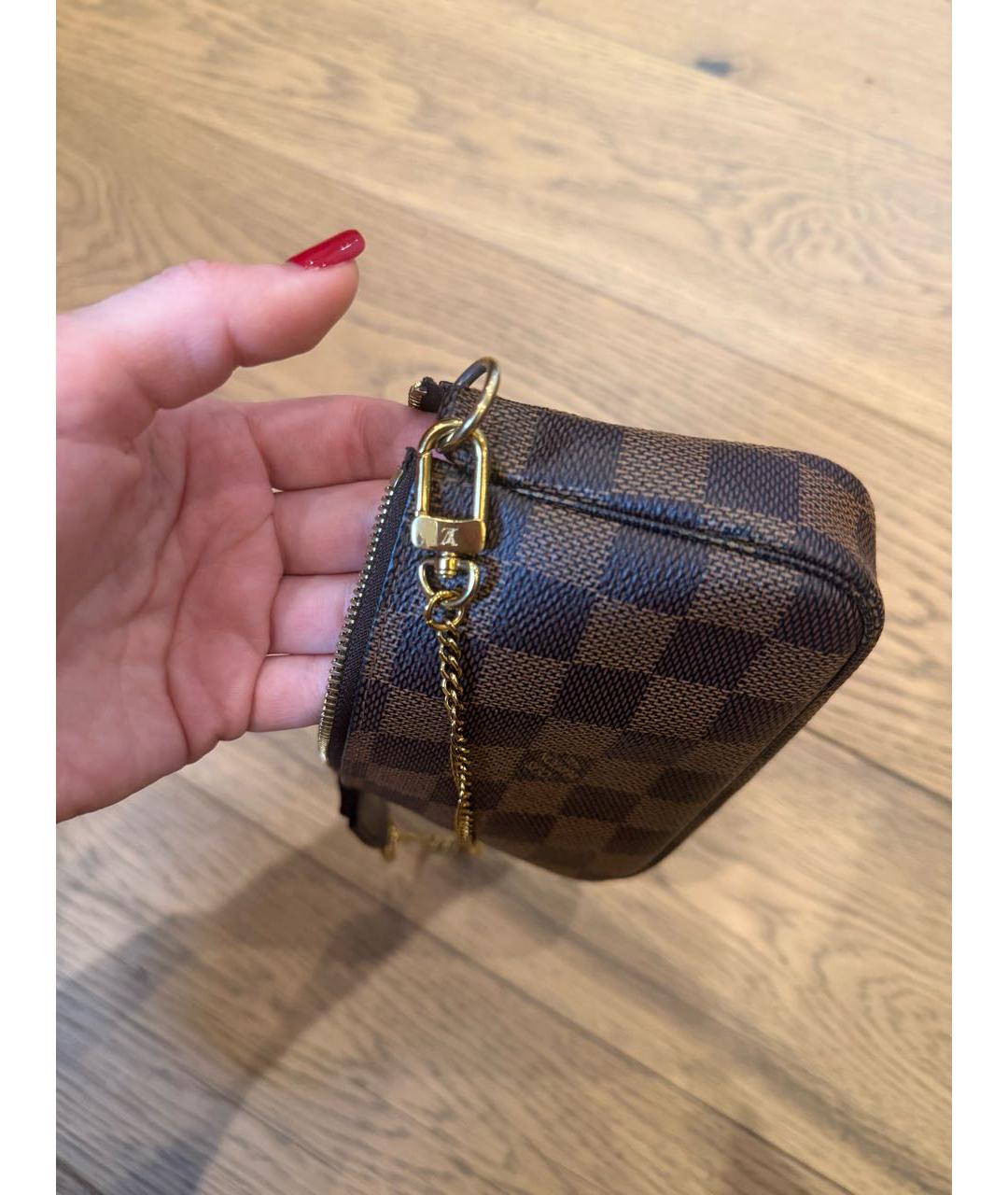 LOUIS VUITTON Коричневая сумка с короткими ручками, фото 6