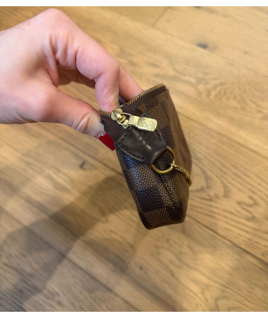 LOUIS VUITTON Коричневая сумка с короткими ручками, фото 5