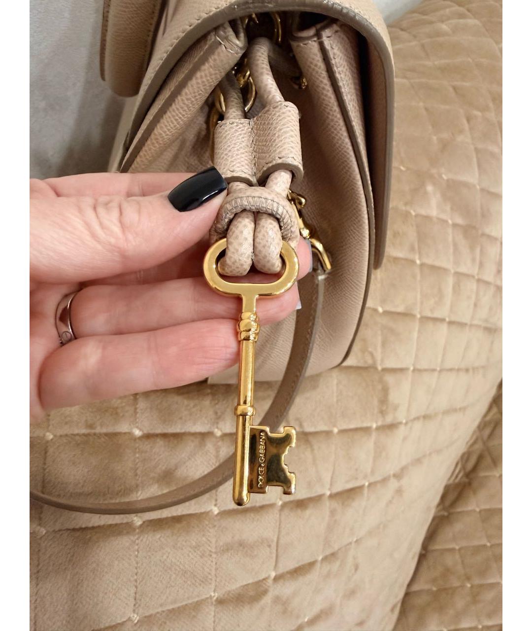 DOLCE&GABBANA Бежевая кожаная сумка с короткими ручками, фото 8