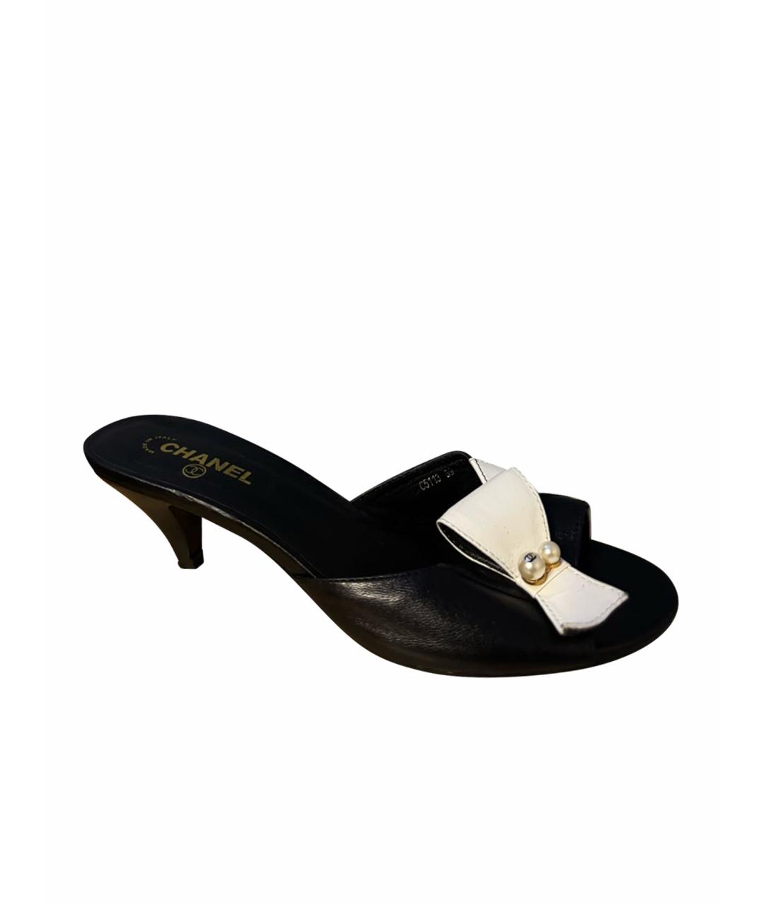 CHANEL Черные кожаные мюли, фото 1