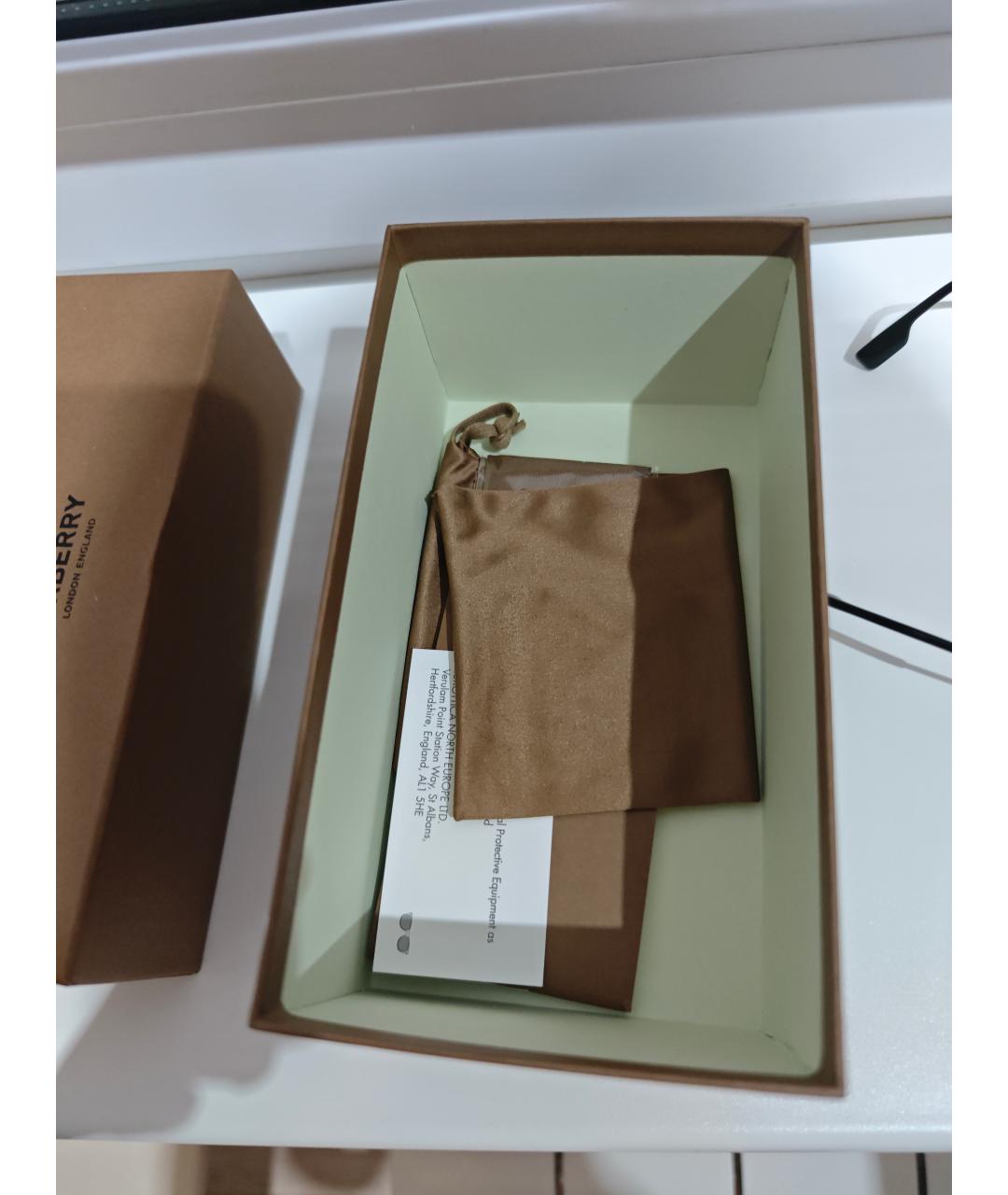 BURBERRY Антрацитовые металлические солнцезащитные очки, фото 4