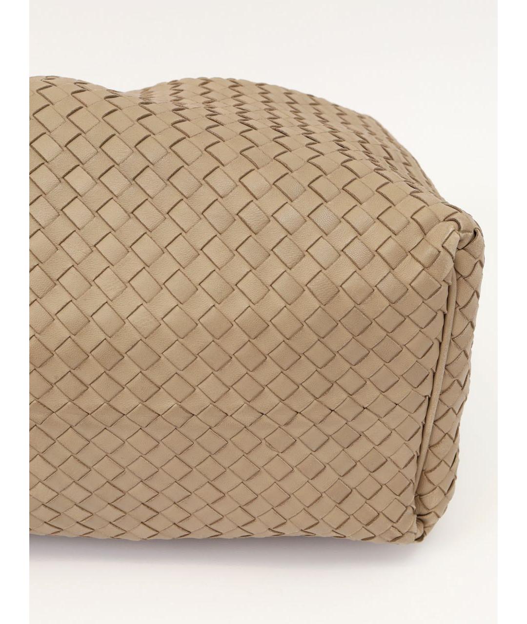 BOTTEGA VENETA Бежевая кожаная сумка тоут, фото 6