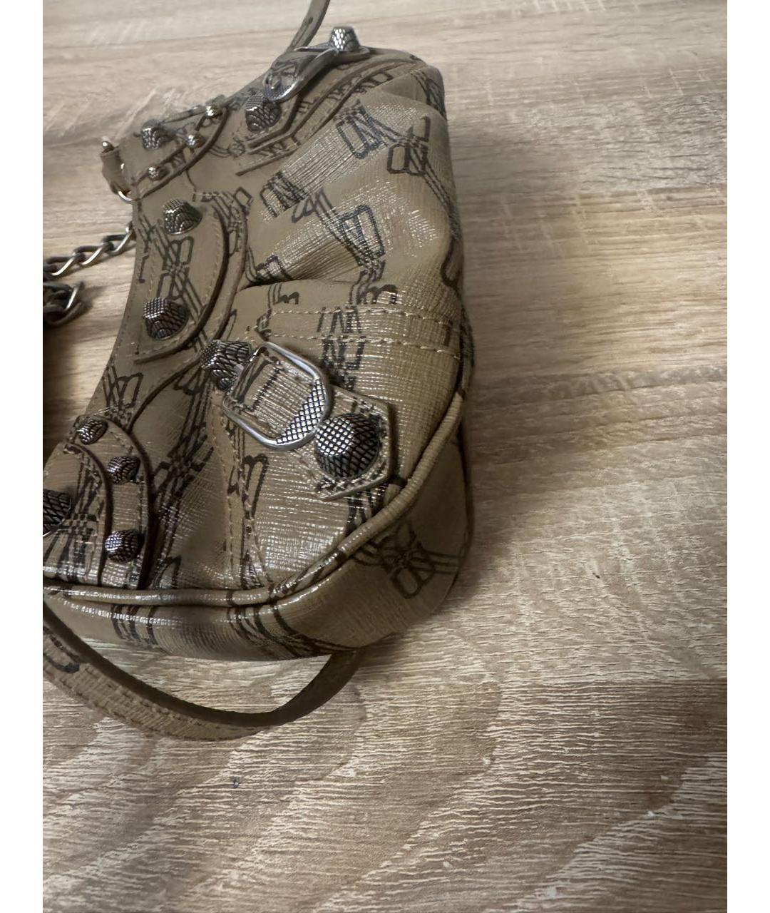 BALENCIAGA Бежевая сумка с короткими ручками, фото 3