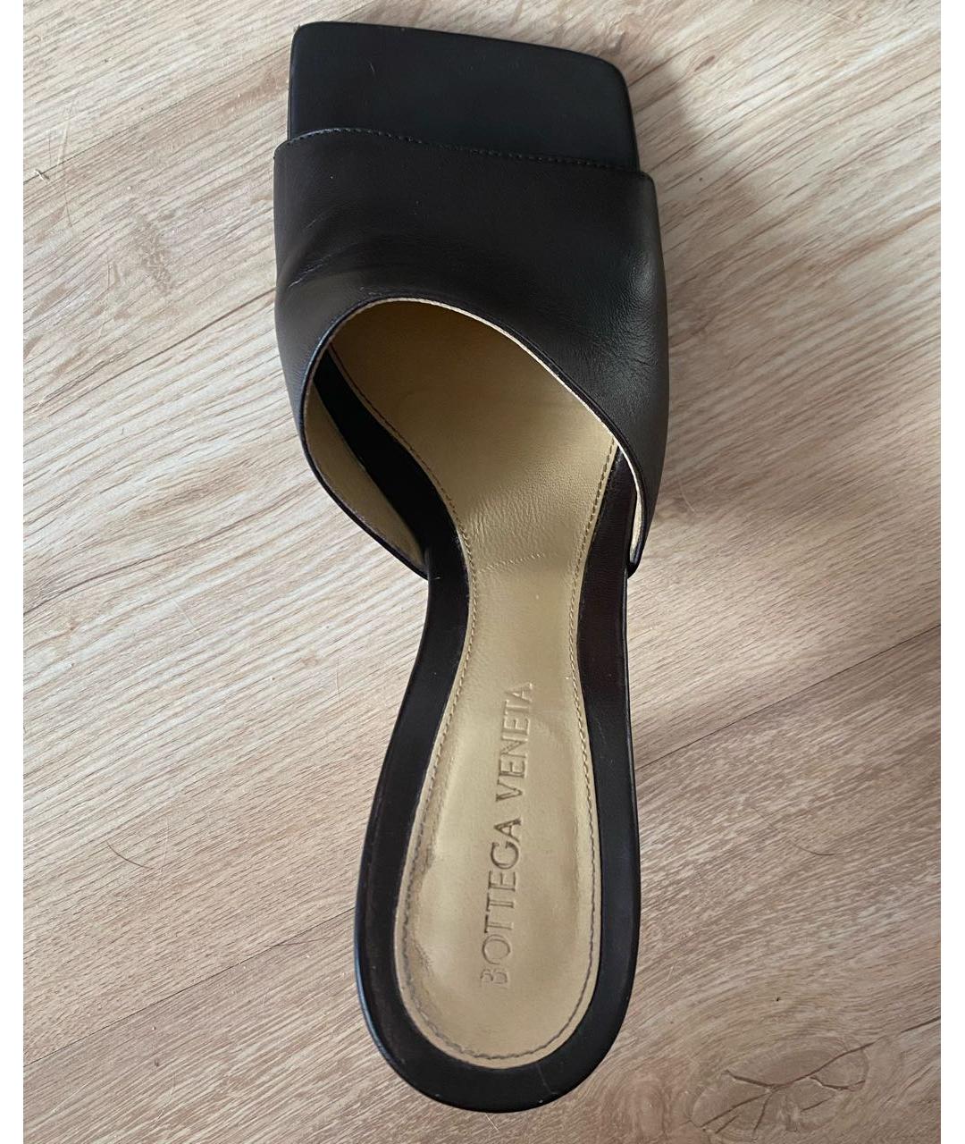 BOTTEGA VENETA Коричневые кожаные мюли, фото 3
