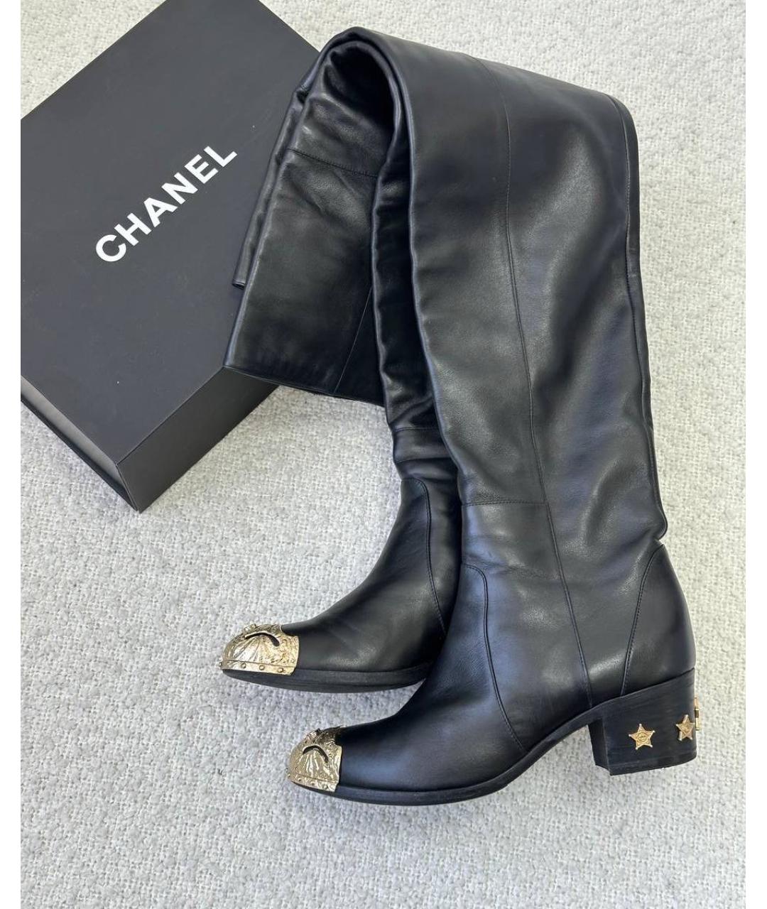 CHANEL Черные кожаные ботфорты, фото 2