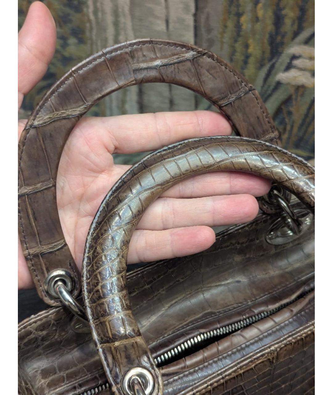 CHRISTIAN DIOR Коричневая сумка с короткими ручками из экзотической кожи, фото 7
