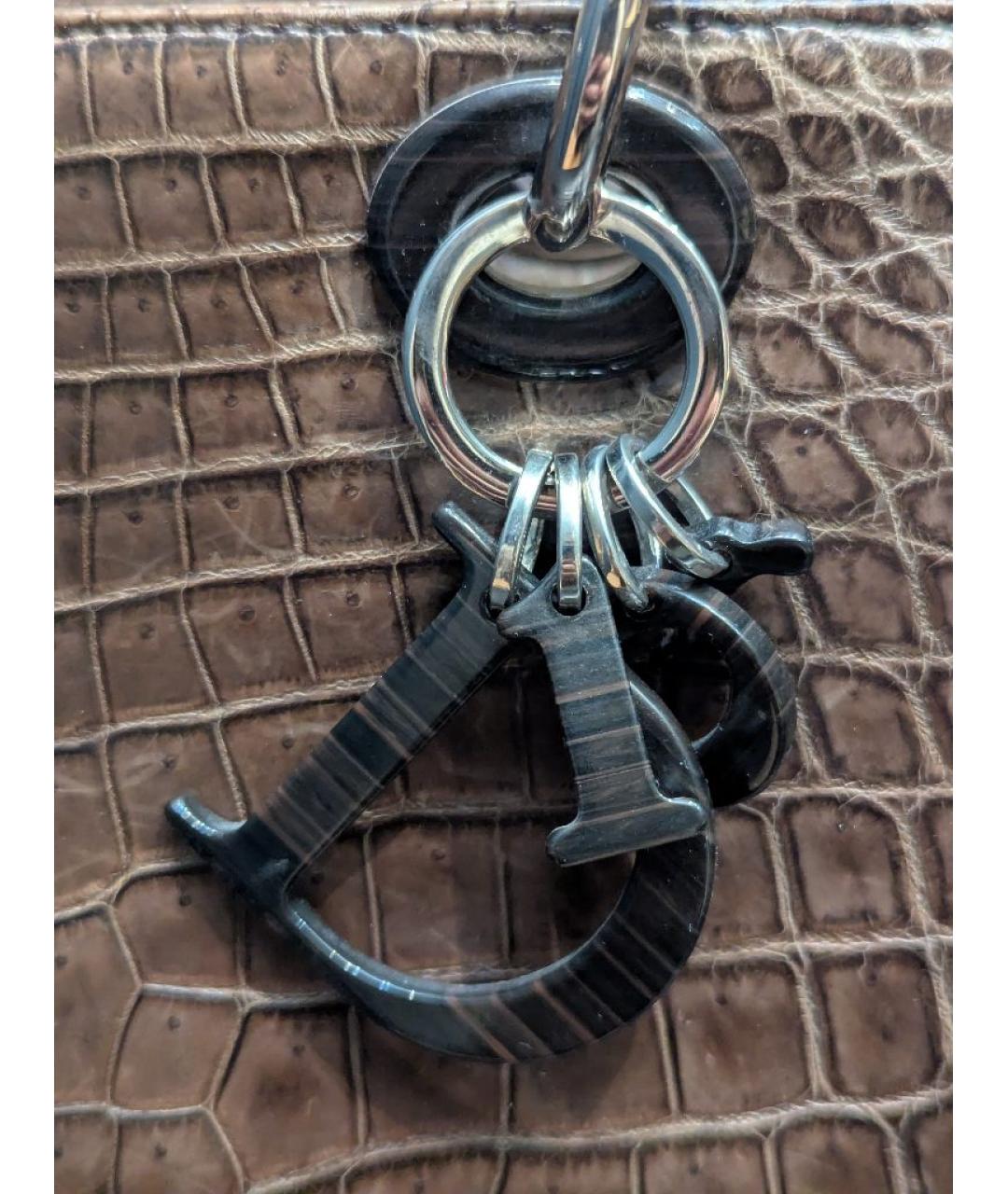 CHRISTIAN DIOR Коричневая сумка с короткими ручками из экзотической кожи, фото 6